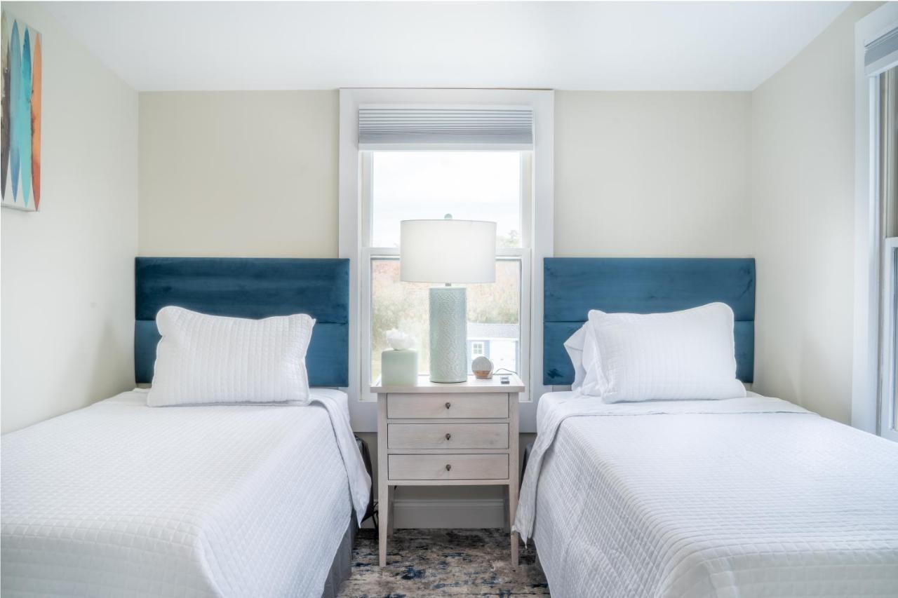 935 Ocean, A Beachside Inn هامبتون المظهر الخارجي الصورة