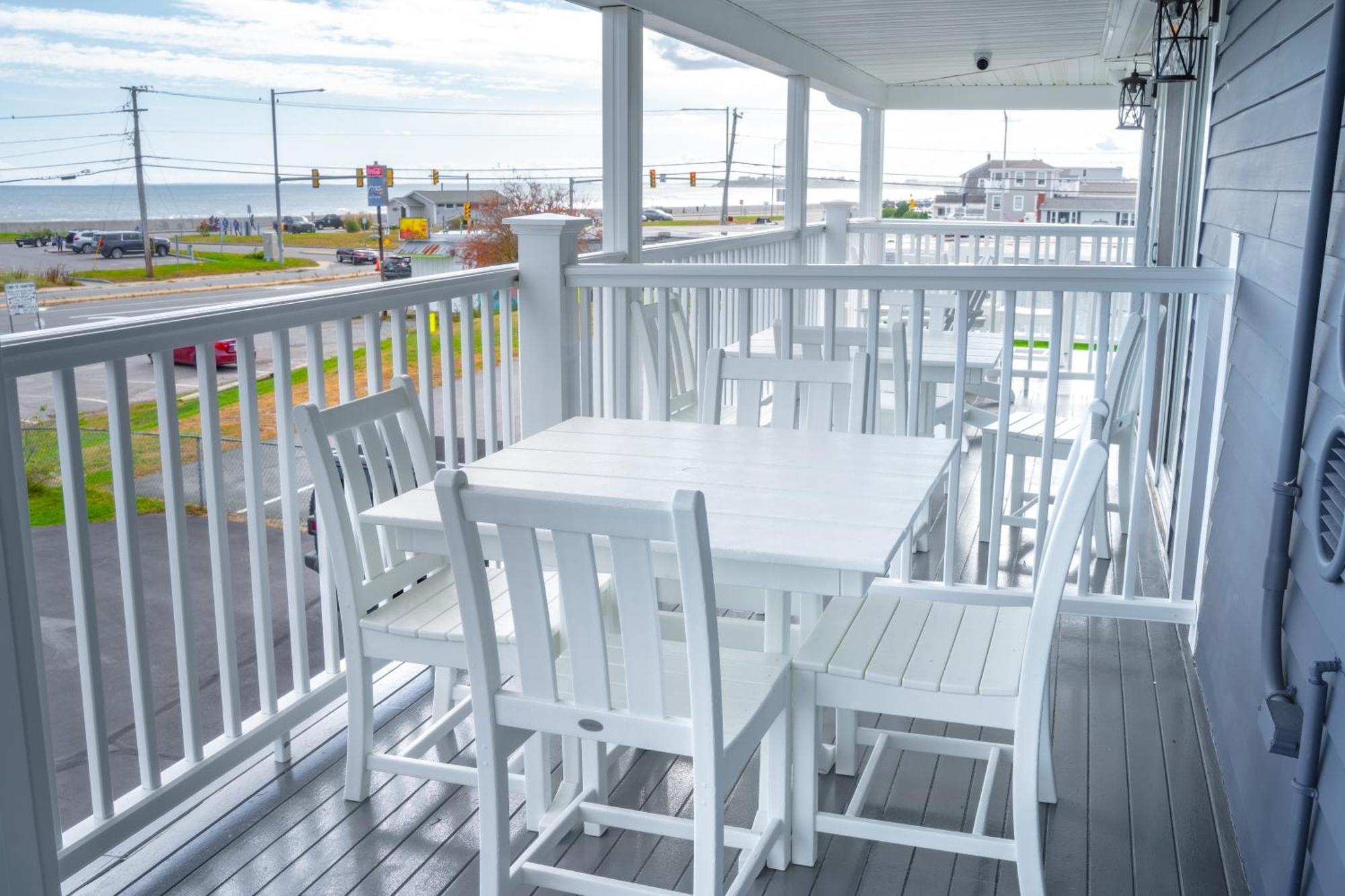 935 Ocean, A Beachside Inn هامبتون المظهر الخارجي الصورة